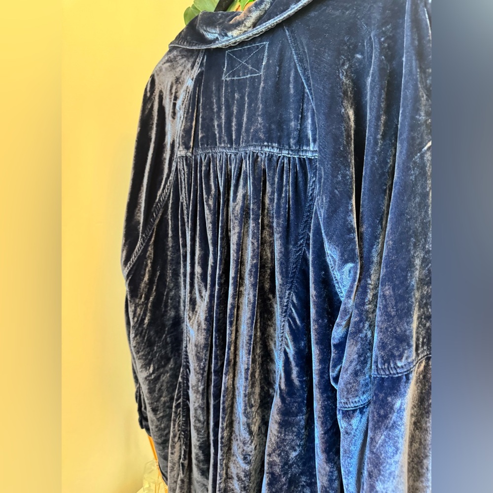 NEW!! Free People We The Free - Night Skies Velvet Top - Picture 9 of 14